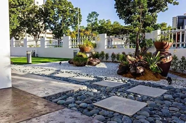 Spacious Lupsxury Conor Villa Garden Parking Group Family Gathering Wedding Gelugor Holiday home